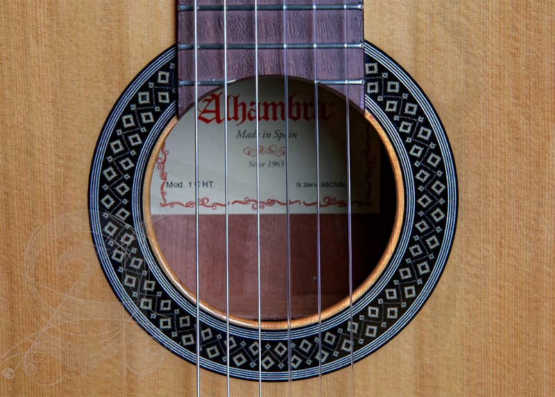 guitarra-alhambra-1c-ht-lh