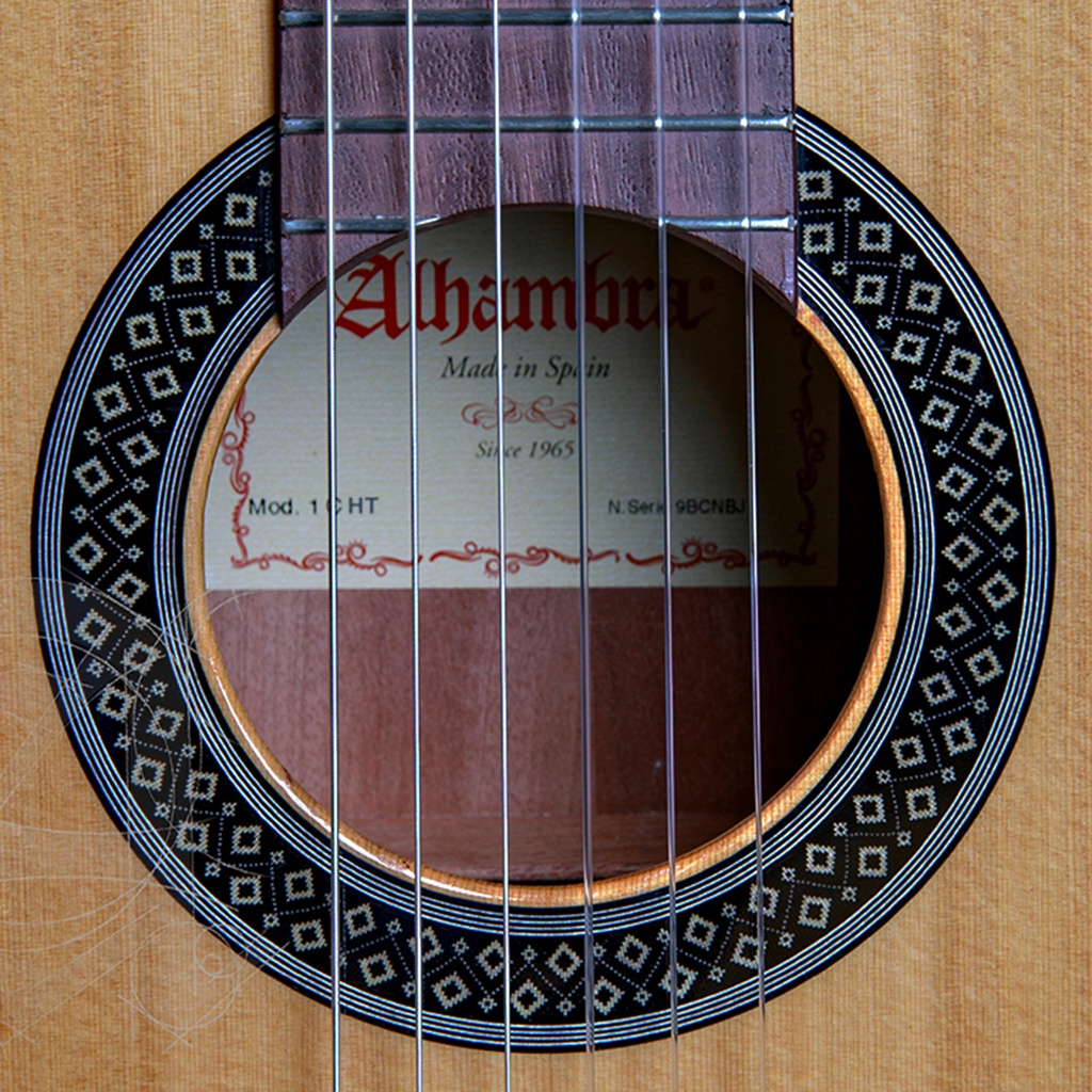 Guitarra clásica Alhambra 1 C HT 3/4 (cadete)